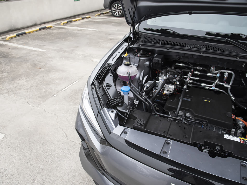 2024 BYD e2 Image 22